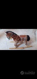 Cavallo a dondolo