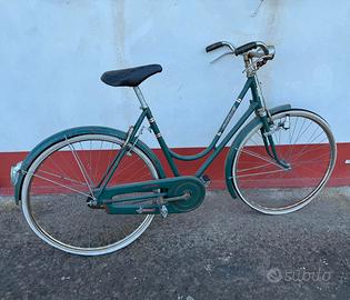 bicicletta con freni a bacchetta