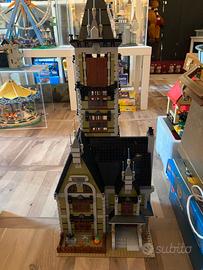 LEGO Icons Haunted House 10273