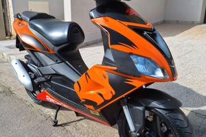 scooter 50 Aprilia SR Factory