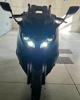 Yamaha Tmax 560 Standard
