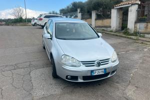 Golf 1.6 benzina gpl
