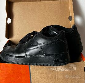 Scarpe Nike Sportswear Air Force 1 Nere nr 38,5