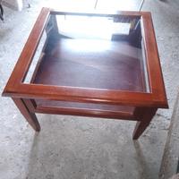 Tavolino vero legno con vetro