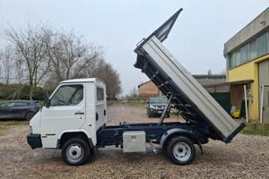 Nissan Trade 100 Ribaltabile Trilaterale 3.0