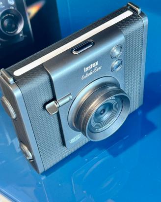 INSTAX WIDE EVO fotocamera istantanea