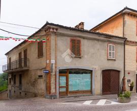 CASA SEMINDIPENDENTE A COSTIGLIOLE D'ASTI