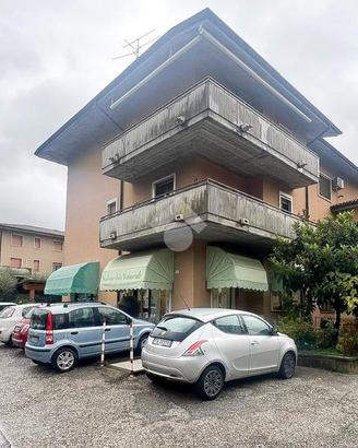 MAGAZZINO A GREZZANA