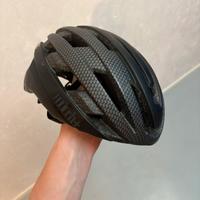 Casco da bici da corsa nero