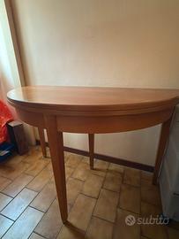 Tavolo tondo in legno