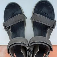 sandali Teva
