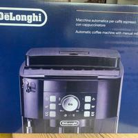 Macchina automatica per caffè espresso