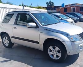 Suzuki gran vitara tre porte anno 2009 km 200000