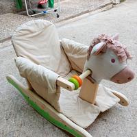 Cavallino a dondolo in legno