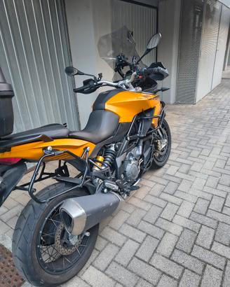 Aprilia caponord 1200 rally 