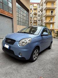 Kia Picanto 1.1 benzina
