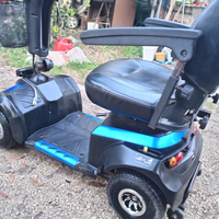 Scooter elettrico 4 ruote