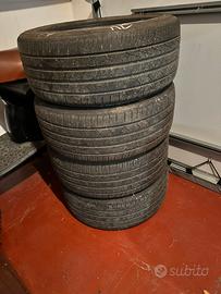 Treno gomme Hankook Ventus Prime 3 215/45 R17