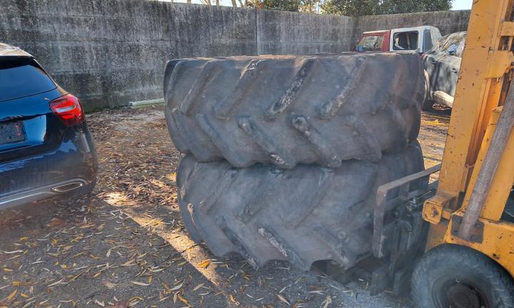 Trattore fiat 640 ruote fiat 1880 fiat 180 / 90