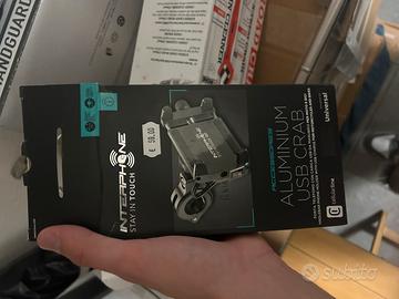 Portatelefono con carica cellulareper moto