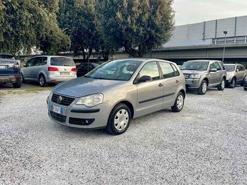 VOLKSWAGEN POLO - COMFORTLINE