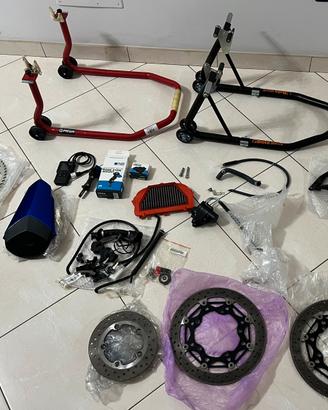 Accesori usati R6 2020 e altro