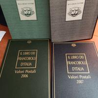 2 libri di francobolli