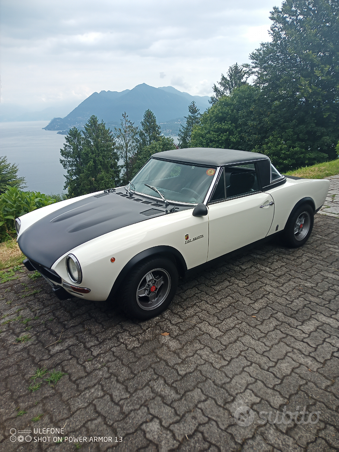 FIAT 124 spider