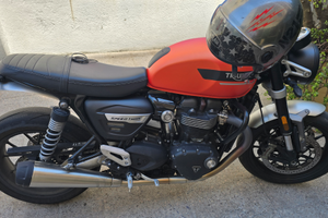 Triumph speed twin