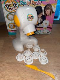 Dolce party macchina per fare la pasta
