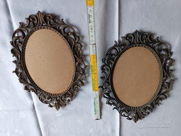 2 cornici in bronzo e altre 2 piccole cornici