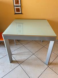 TAVOLO CALLIGARIS  ALLUNGABILE  + 4 SEDIE BONTEMPI