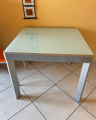 TAVOLO CALLIGARIS  ALLUNGABILE  + 4 SEDIE BONTEMPI