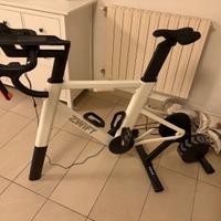 ZWIFT RIDE CON KICKR CORE 2