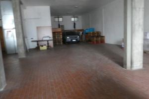 Magazzino da adibire ad attività