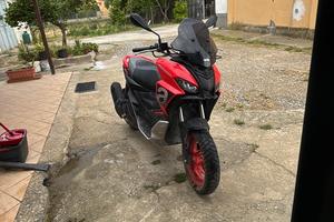 Aprilia sr gt 125 abs sport