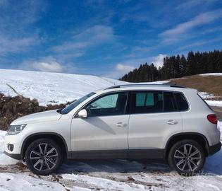 VOLKSWAGEN Tiguan 2.0 4MOTION - 2011