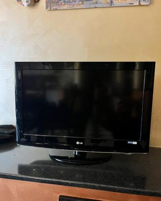 TV LG 32" Full HD + Xiaomi Mi TV Stick (Smart TV)