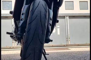 YAMAHA FZ1 FAZER 1000 cc 150cv
