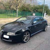 Alfa romeo GT 1.9 JTDm 110 kw 150 cv distinctive