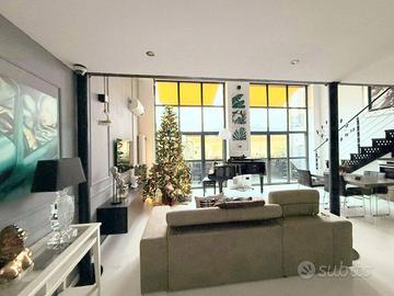Appartamento di 88 m² con 2 locali e box auto a Ca