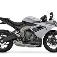 TRIUMPH Daytona 650 Daytona 660