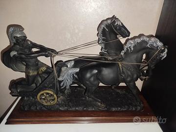 Statua pietra lavica biga romana con cavalli