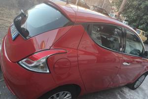 Lancia y ecochic