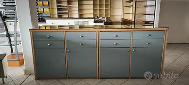 Scaffalature per negozio