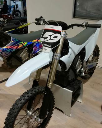 Stark Varg MX 1.0 80 cv - 21 ore - freno a pedale