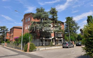 Appartamento a Budrio Via Canova 5 locali