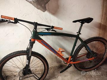 Mountain-bike 