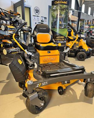 Trattorino raggio zero Cub Cadet;  Z2 127 - 24 hp