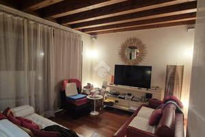 2 LOCALI A MONTEBELLUNA